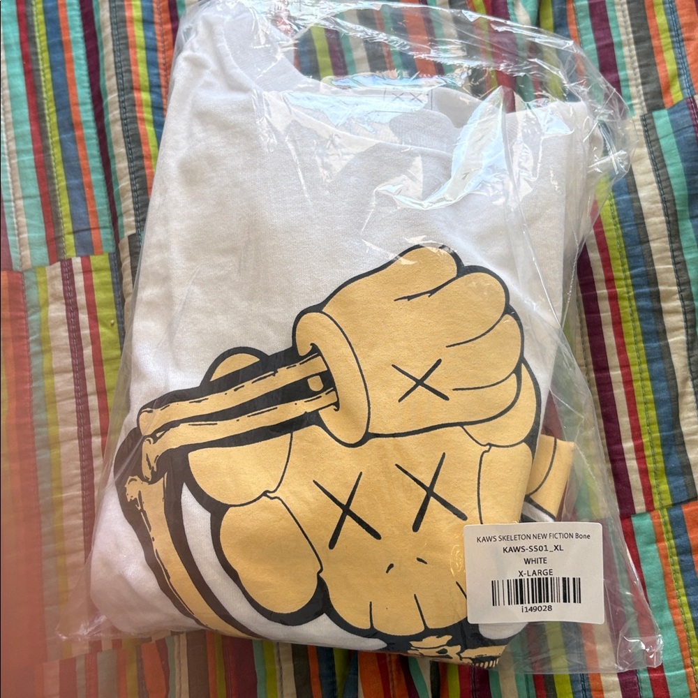 KAWS skeleton new fiction bone White Tee Tan Black Skeleton Character new XL - Picture 10 of 11
